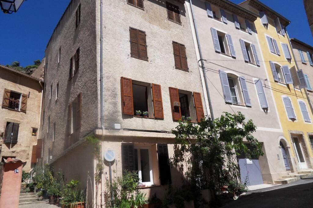 L'Appart A Cotignac, Tout Compris, Calme Et Confort Экстерьер фото